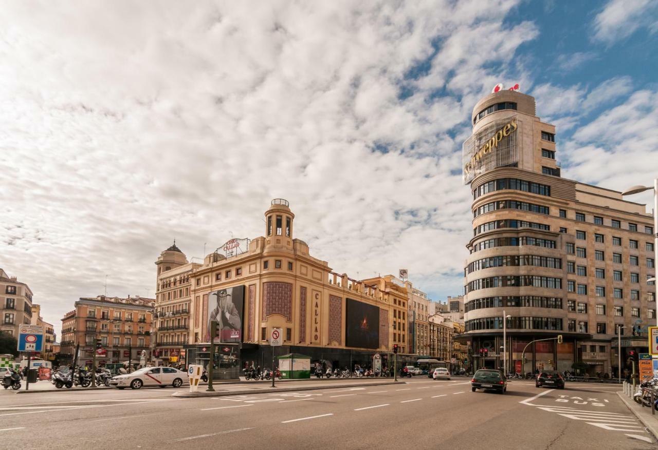 Apartment Sol Gran Via Madrid Buitenkant foto